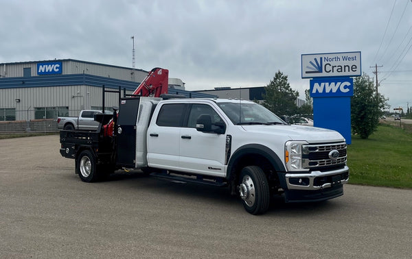 2024 FORD F550 4X4 CREW XLT CHASSIS (STOCK# L000805)